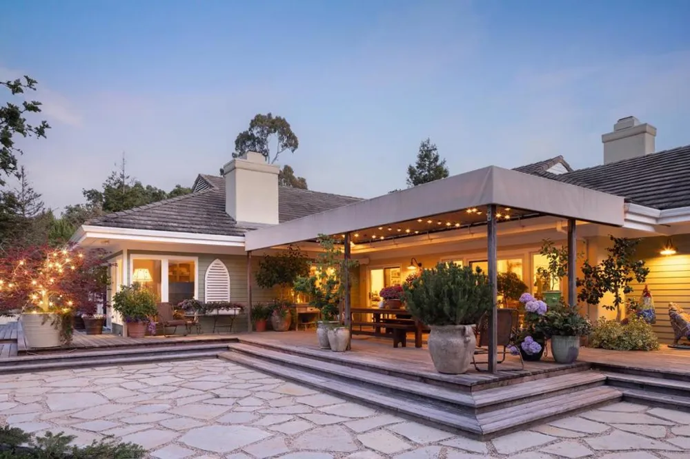 25 Miramonte Road Carmel Valley, CA 93924