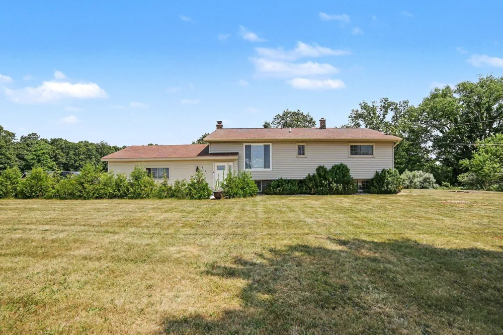 9154 Old Highway 99 Montague, MI 49437