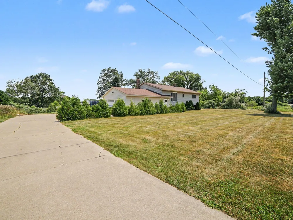 9154 Old Highway 99 Montague, MI 49437
