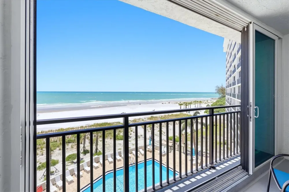 20 WHISPERING SANDS DRIVE #501 Sarasota, FL 34242