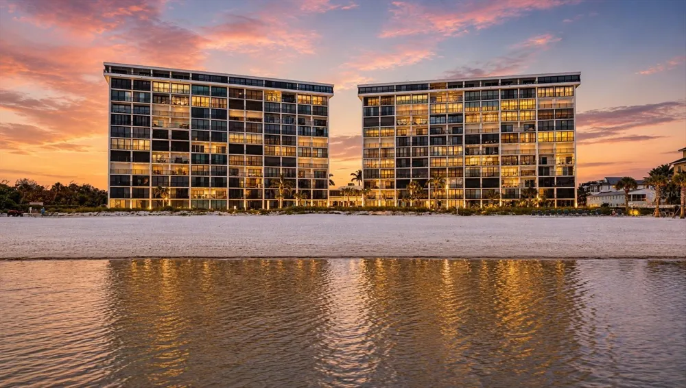 20 WHISPERING SANDS DRIVE #501 Sarasota, FL 34242