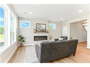 6695 Ridgeview Drive Cannon Falls, MN 55009