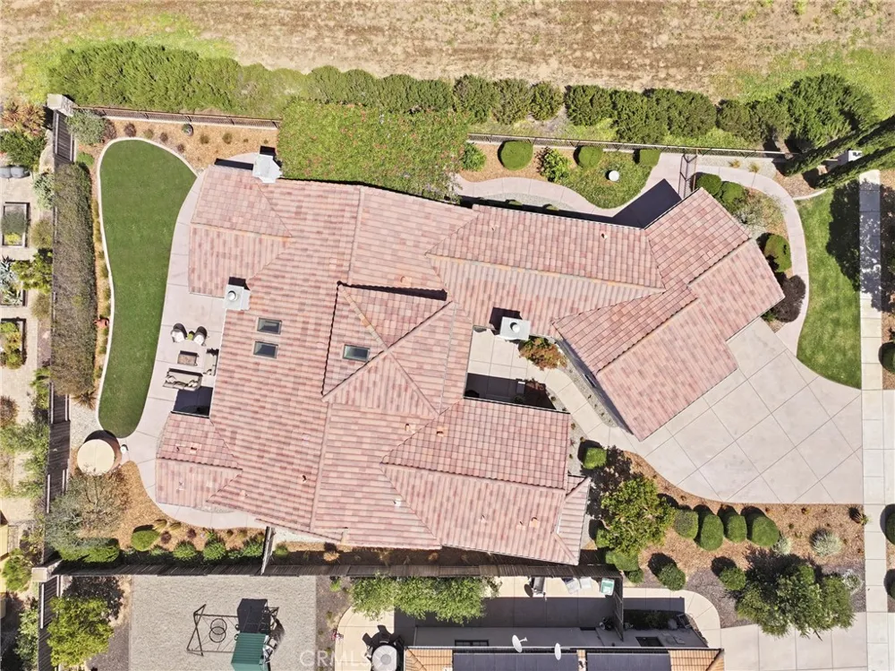 1935 Vista Del Pueblo Nipomo, CA 93444