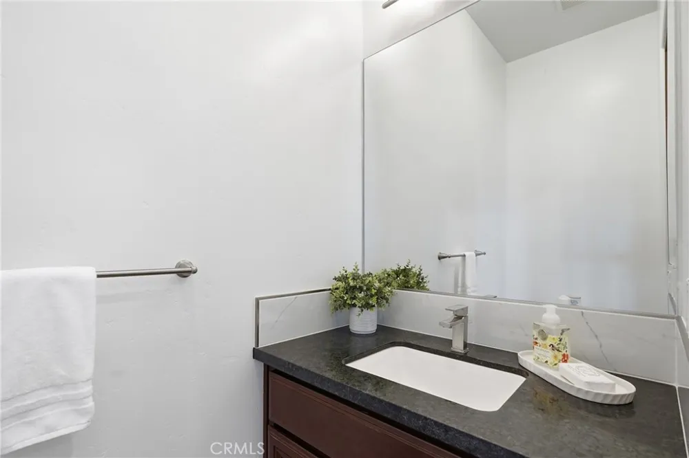 1935 Vista Del Pueblo Nipomo, CA 93444
