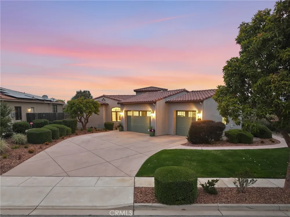 1935 Vista Del Pueblo Nipomo, CA 93444