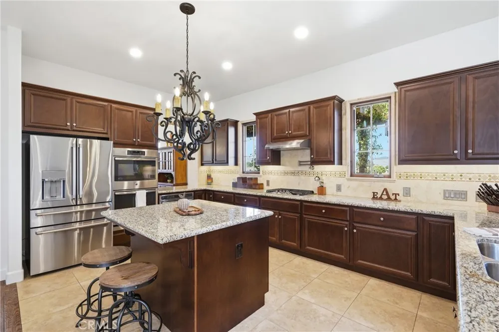 1935 Vista Del Pueblo Nipomo, CA 93444