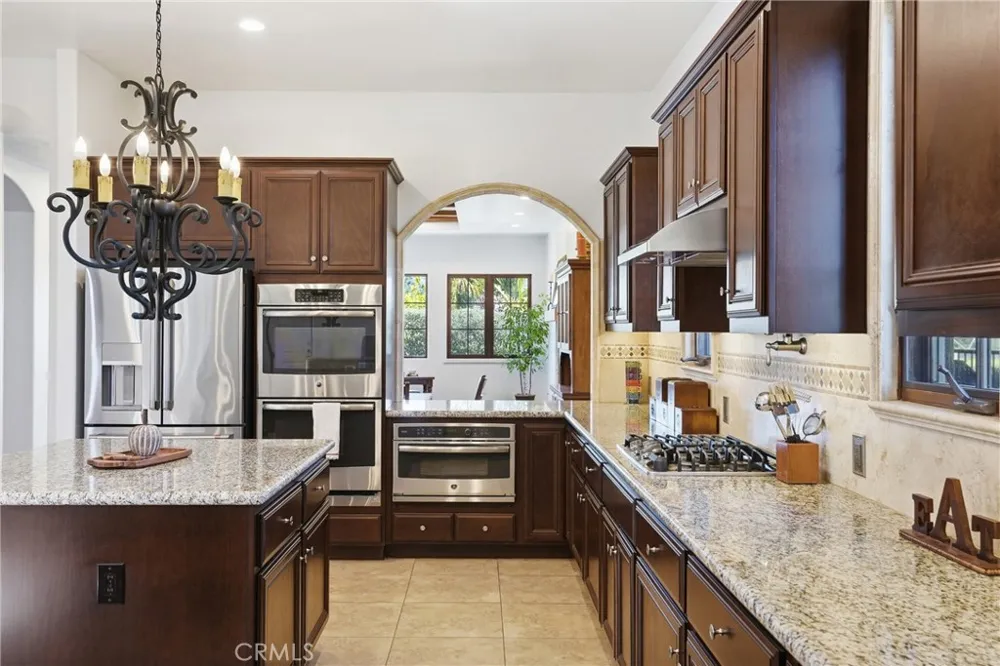 1935 Vista Del Pueblo Nipomo, CA 93444