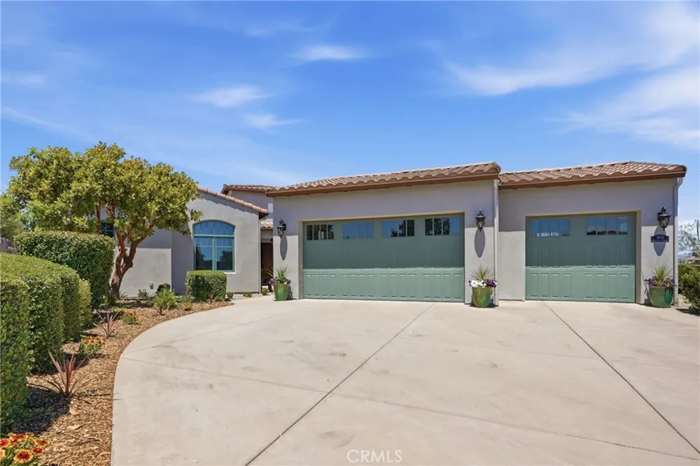 1935 Vista Del Pueblo Nipomo, CA 93444