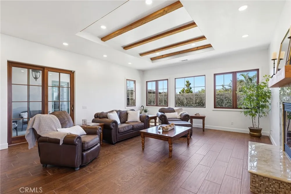 1935 Vista Del Pueblo Nipomo, CA 93444