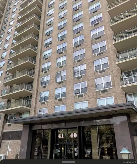 4140 Union Street #18J