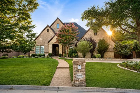 7603 Douglas Lane