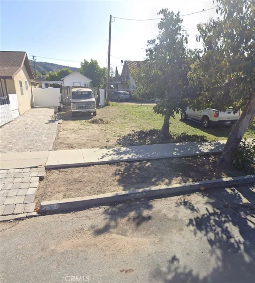 328 Clay St Fillmore, CA 93015
