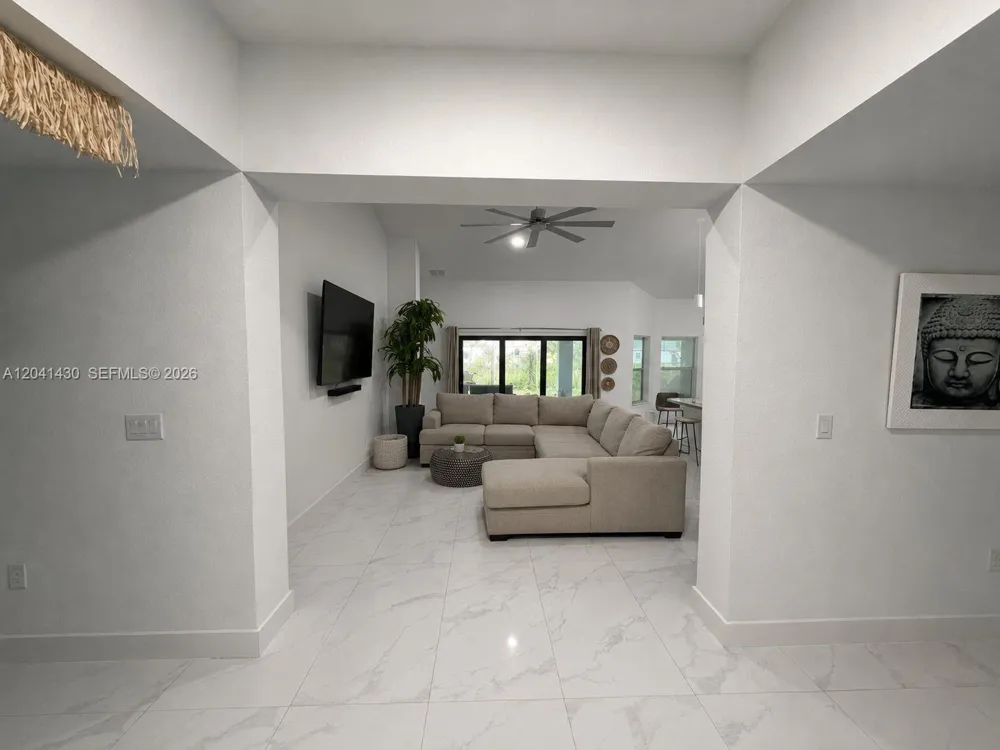 1006 Rush Ave Lehigh Acres, FL 33972