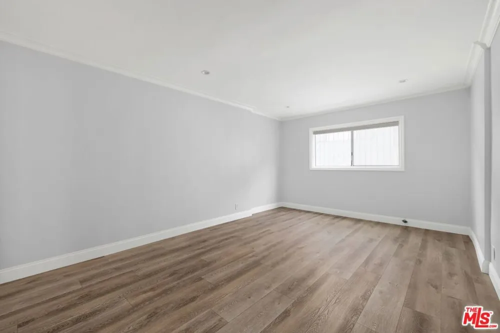 423 S Rexford Drive #106 Beverly Hills, CA 90212
