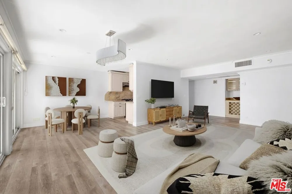 423 S Rexford Drive #106 Beverly Hills, CA 90212