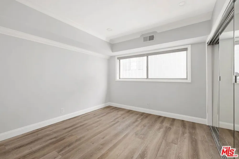 423 S Rexford Drive #106 Beverly Hills, CA 90212
