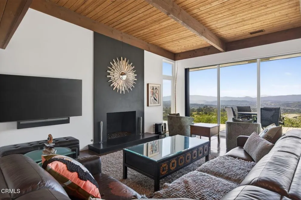 1447 Foothill Road Ojai, CA 93023