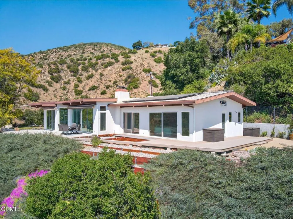 1447 Foothill Road Ojai, CA 93023