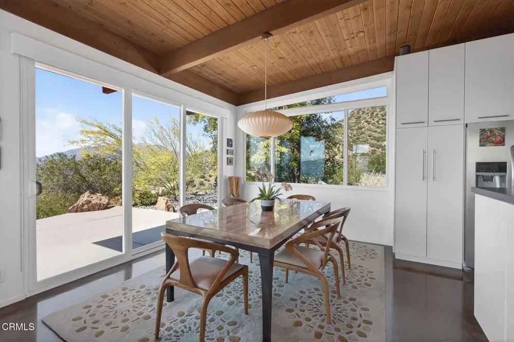 1447 Foothill Road Ojai, CA 93023