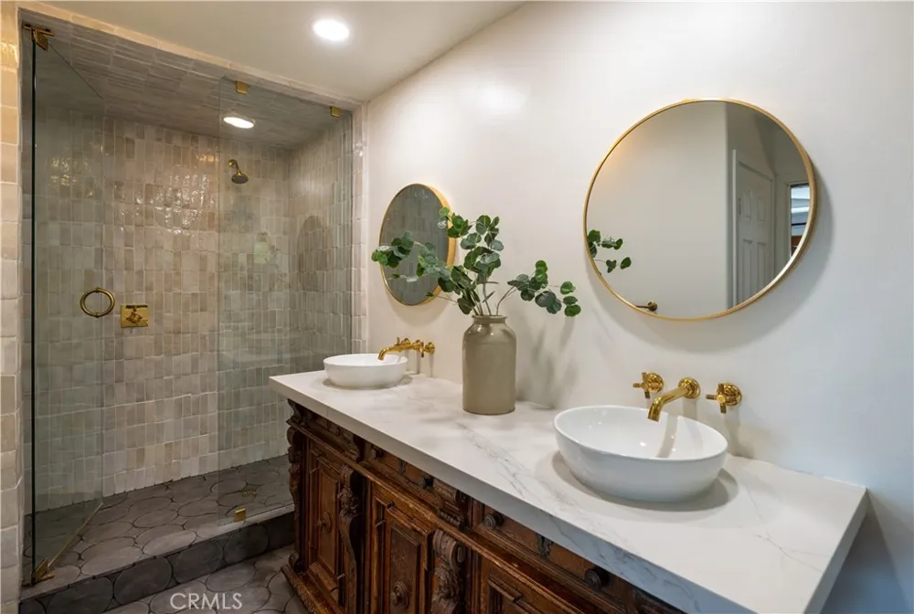 575 Center Street Laguna Beach, CA 92651