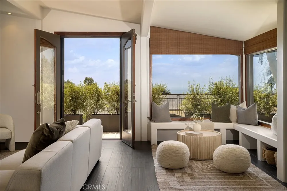 575 Center Street Laguna Beach, CA 92651