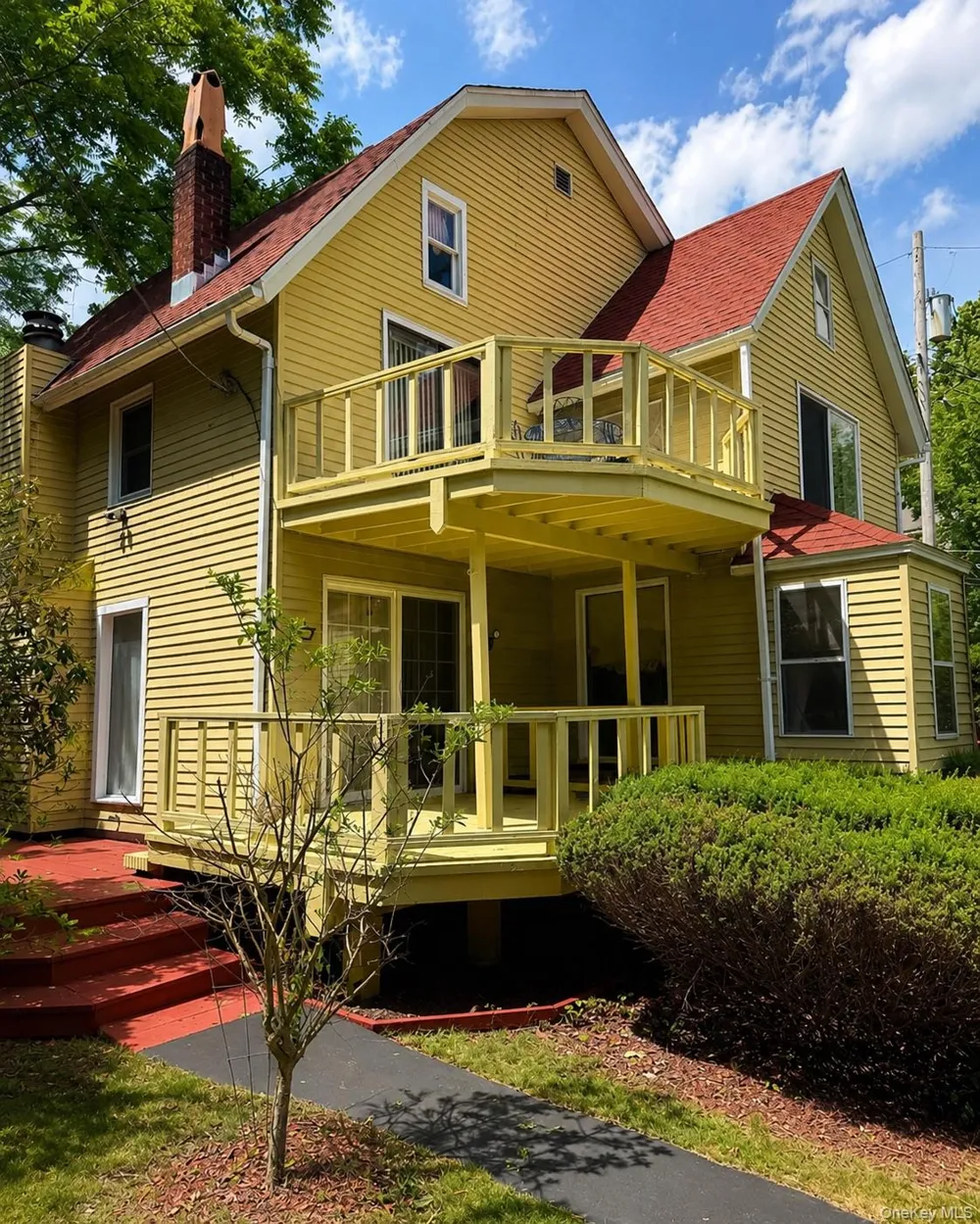 9 Smith Street Monticello, NY 12701