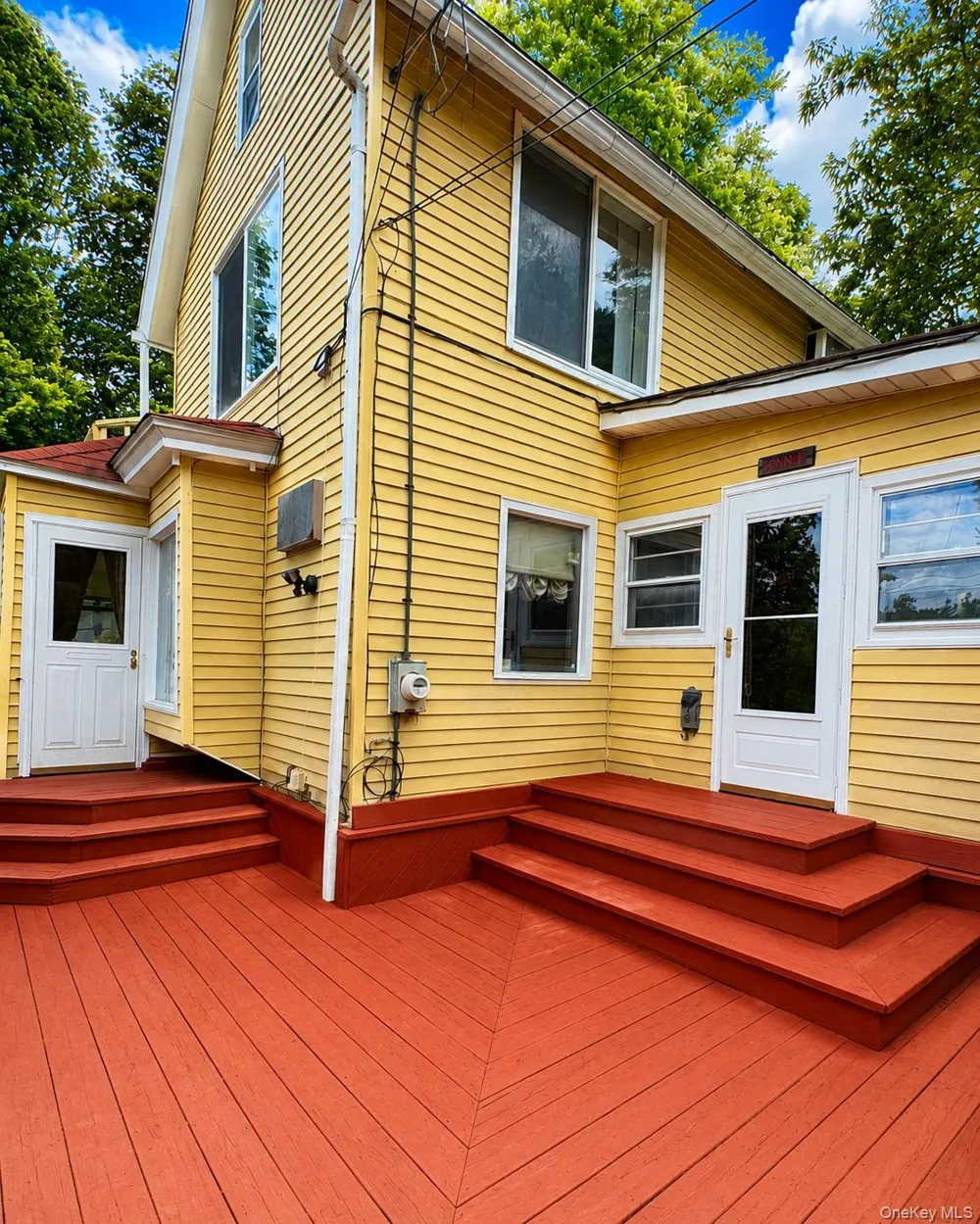 9 Smith Street Monticello, NY 12701