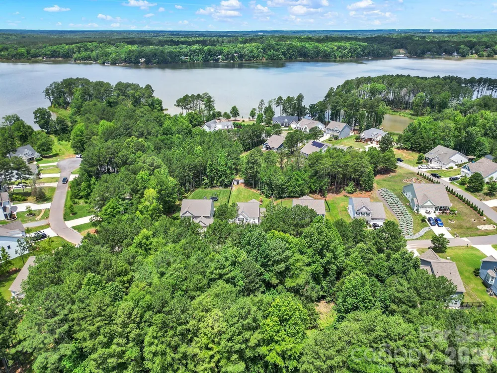 9425 Tradewinds Court Lancaster, SC 29720