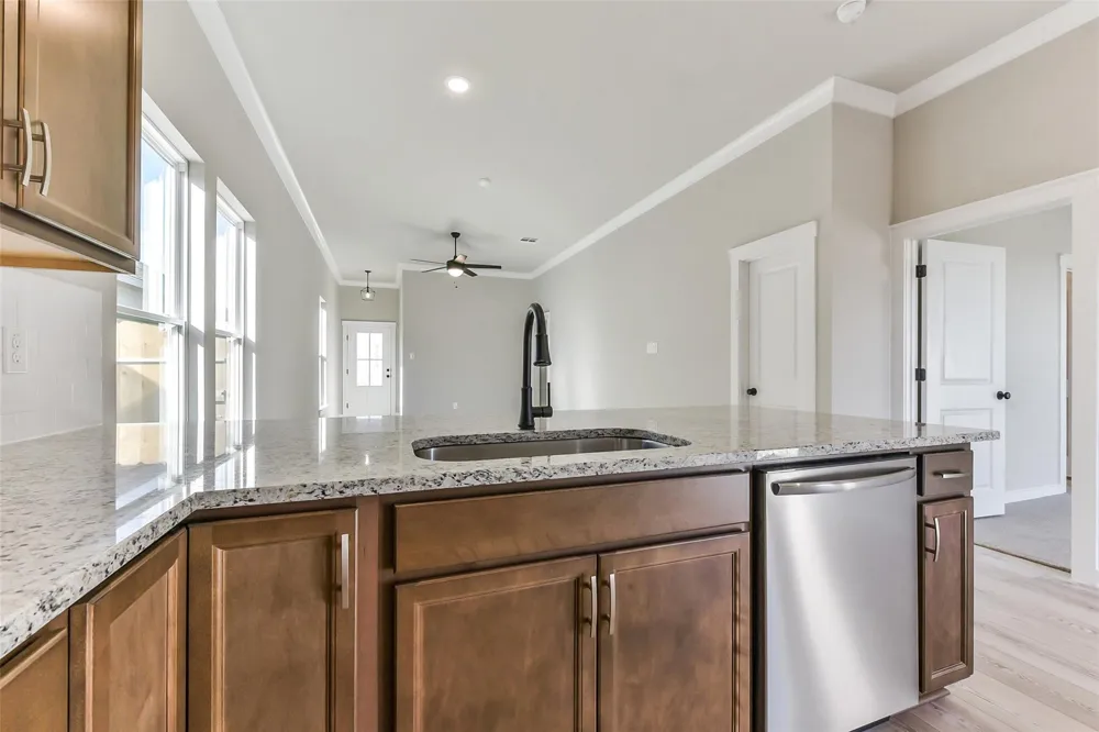 21107 Autumn Heights Bonney, TX 77583