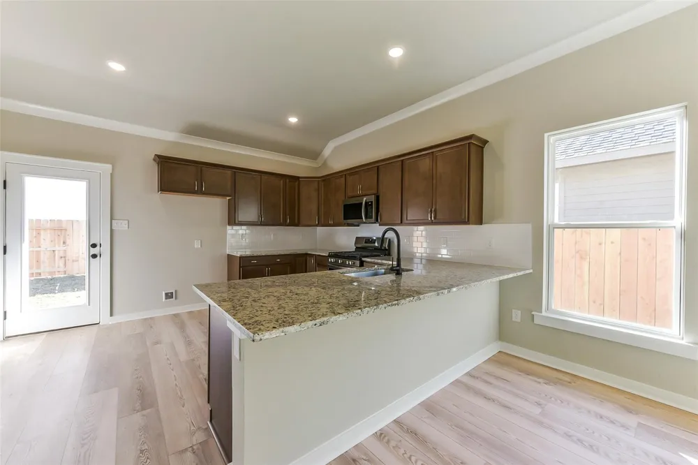 21107 Autumn Heights Bonney, TX 77583