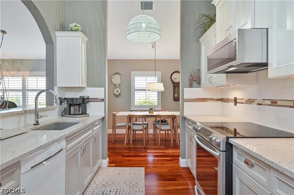 Ligustrum Lane Alva, FL 33920