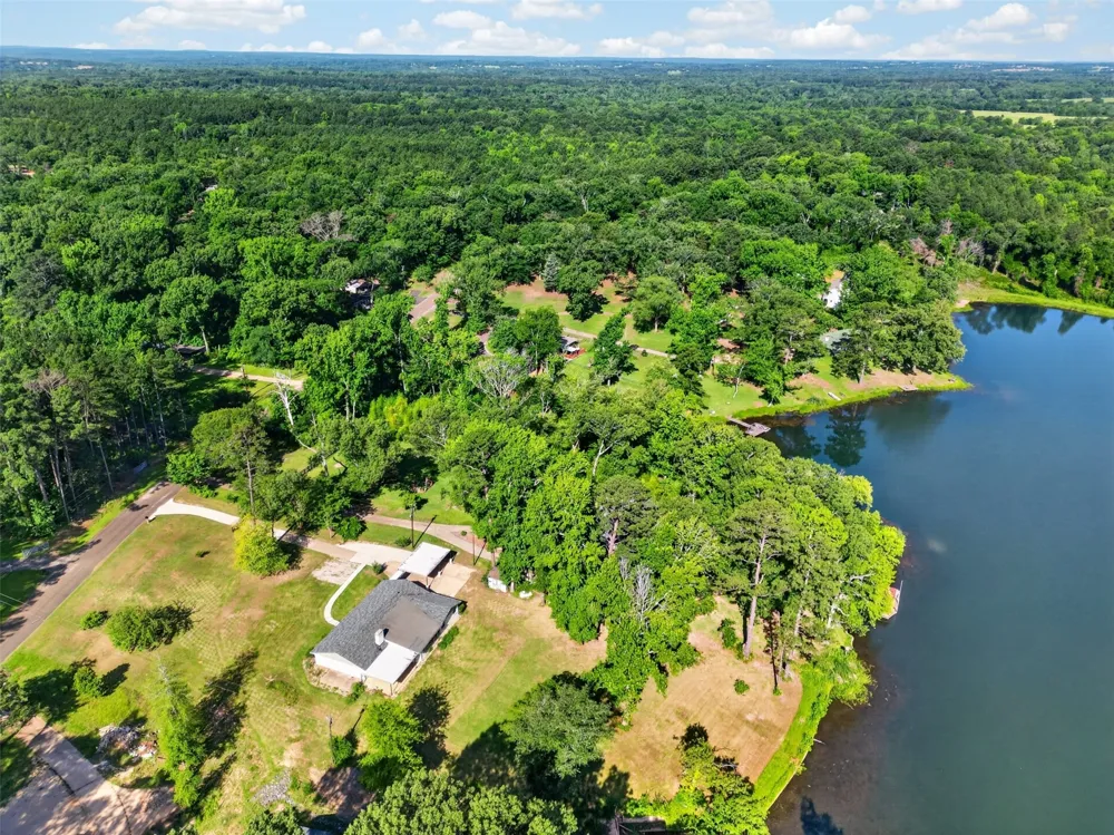 13426 County Road 468 Tyler, TX 75704