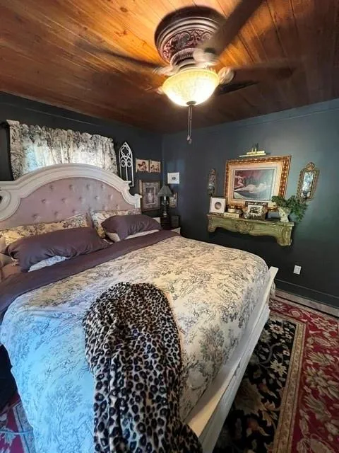 456 Sherwood Forest Drive Woodville, TX 75979