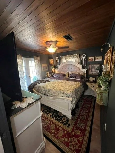 456 Sherwood Forest Drive Woodville, TX 75979
