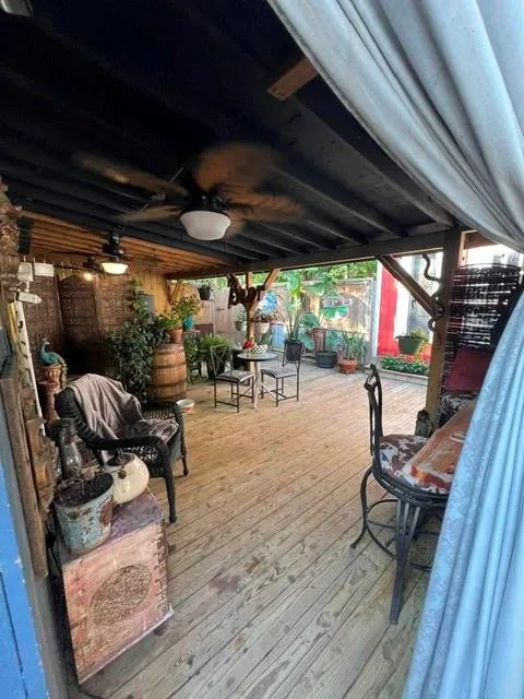 456 Sherwood Forest Drive Woodville, TX 75979