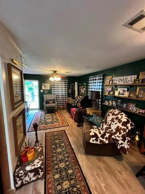 456 Sherwood Forest Drive Woodville, TX 75979