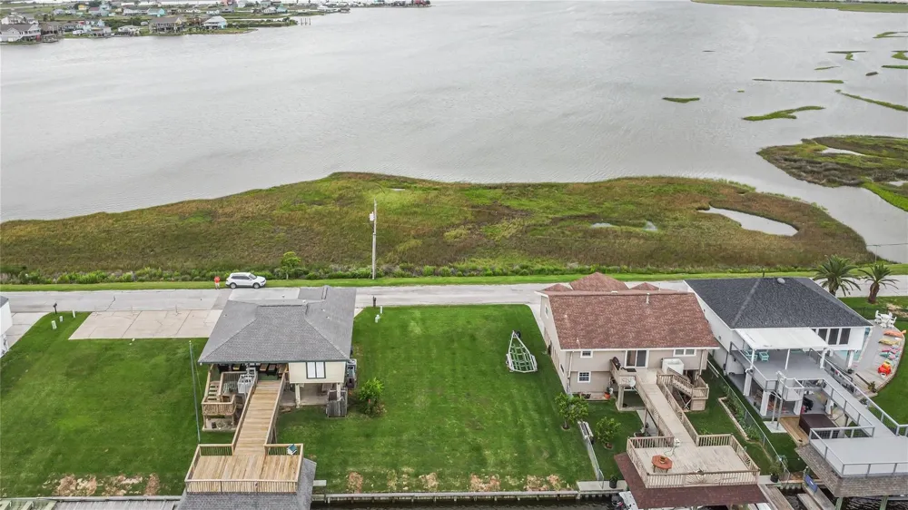 3 White Heron Drive La Marque, TX 77568