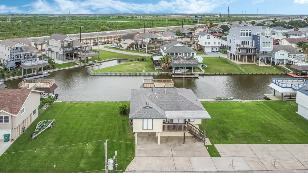 3 White Heron Drive La Marque, TX 77568