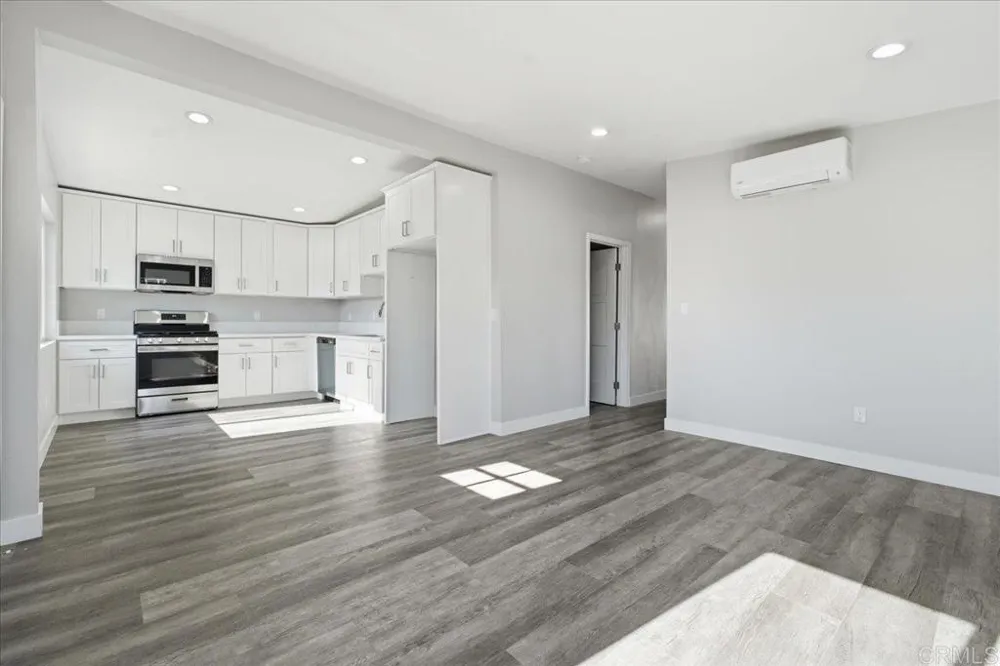 1839 Rios Avenue #1 & 2 Chula Vista, CA 91911