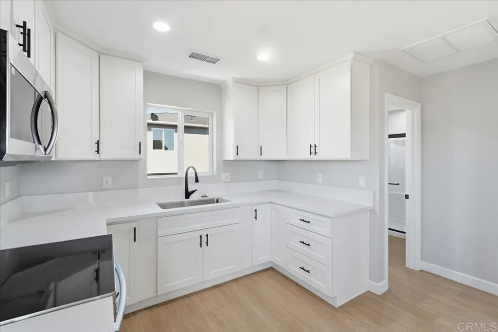 1839 Rios Avenue #1 & 2 Chula Vista, CA 91911