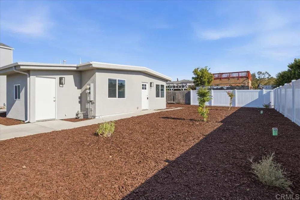 1839 Rios Avenue #1 & 2 Chula Vista, CA 91911
