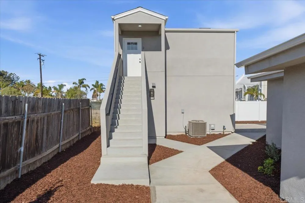 1839 Rios Avenue #1 & 2 Chula Vista, CA 91911