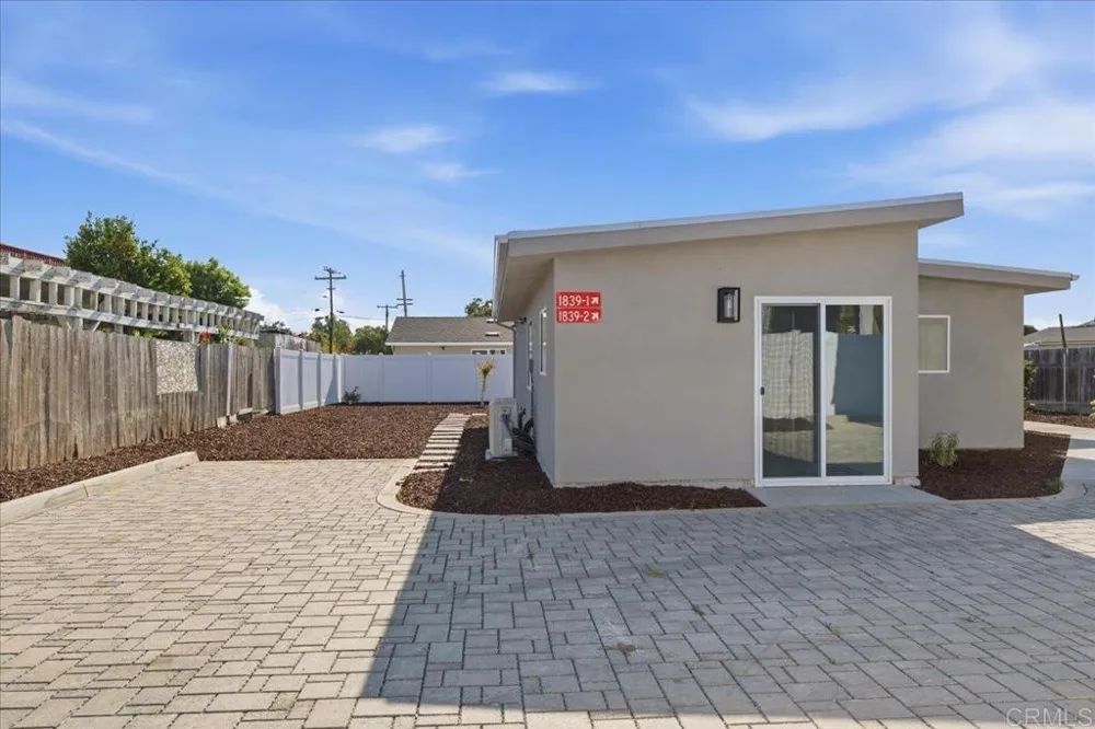 1839 Rios Avenue #1 & 2 Chula Vista, CA 91911