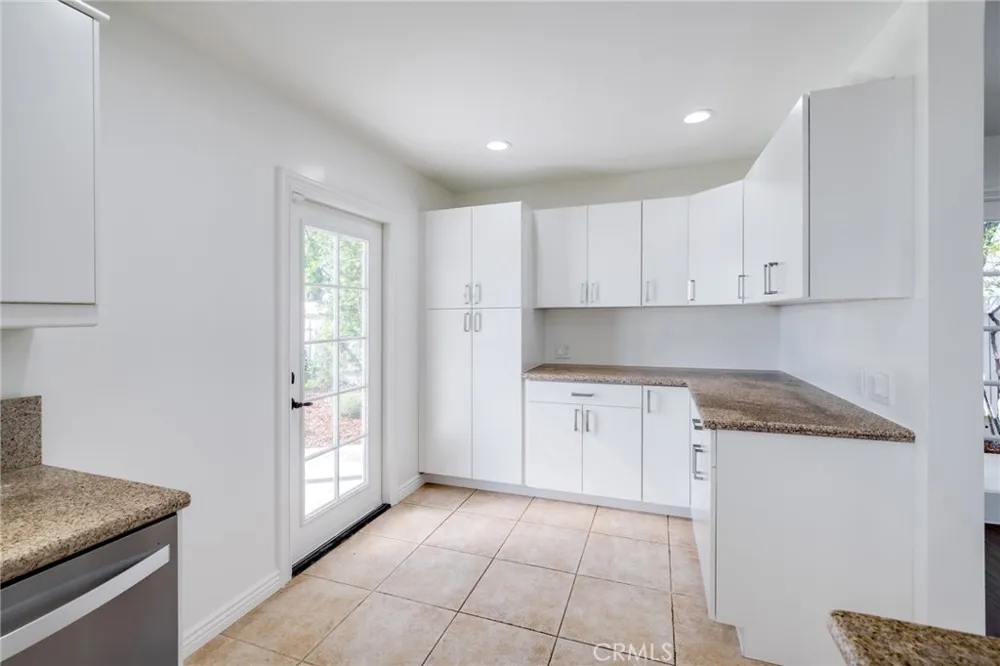 7126 Atheling Way West Hills, CA 91307