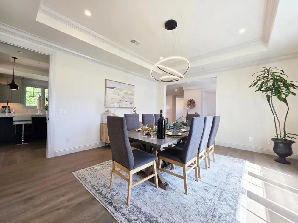1516 Los Montes Drive Burlingame, CA 94010