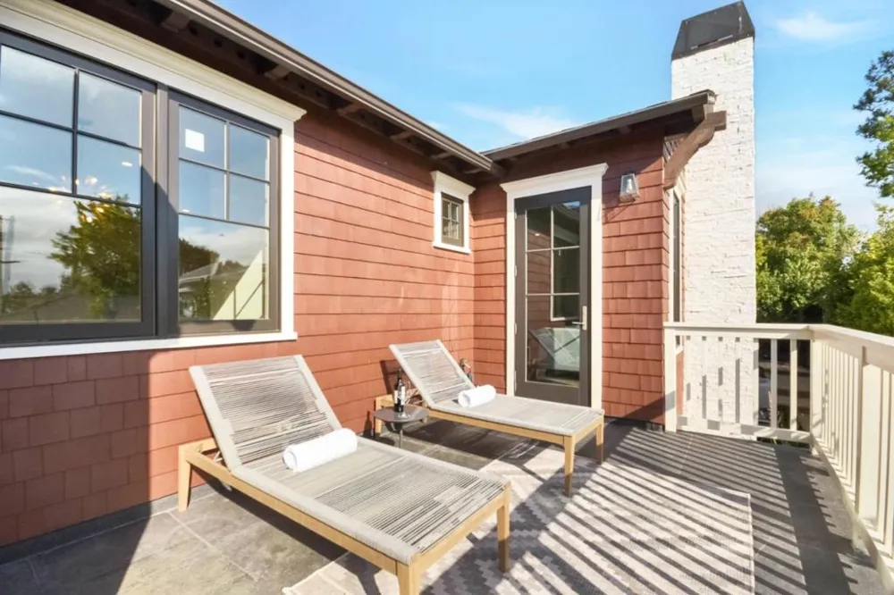 1516 Los Montes Drive Burlingame, CA 94010
