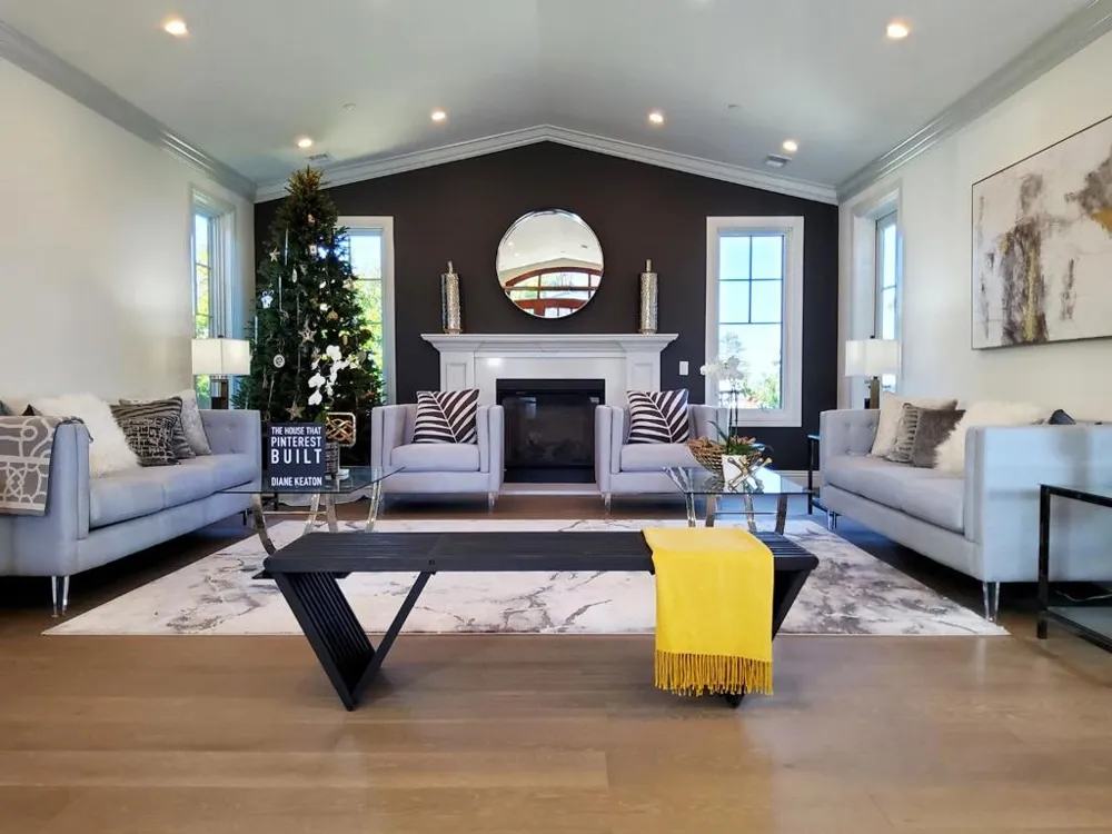 1516 Los Montes Drive Burlingame, CA 94010