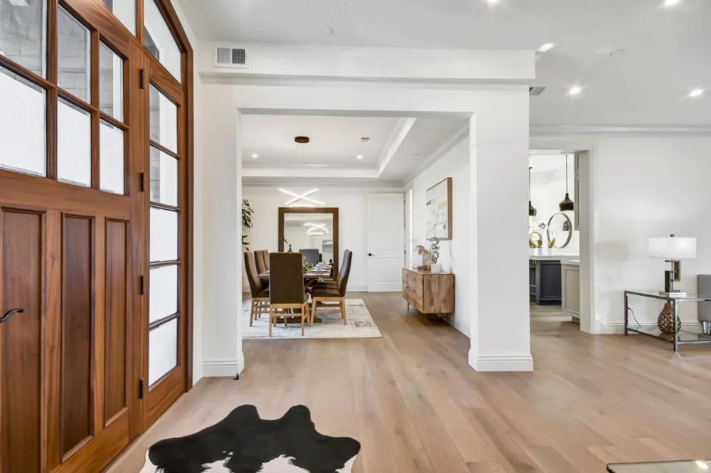 1516 Los Montes Drive Burlingame, CA 94010