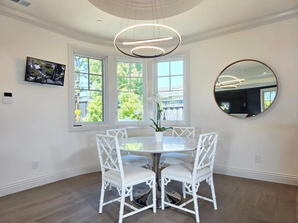 1516 Los Montes Drive Burlingame, CA 94010