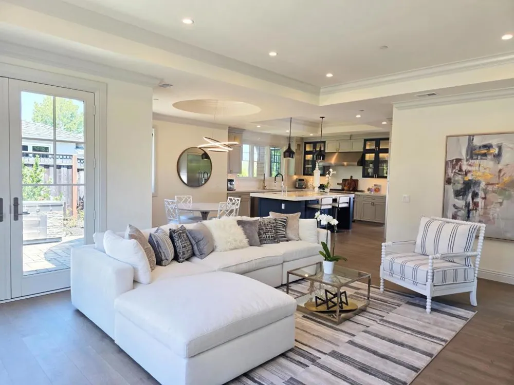 1516 Los Montes Drive Burlingame, CA 94010